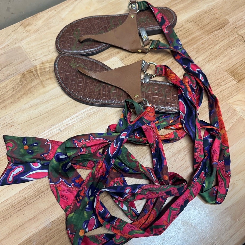 Lace up flat flip flops